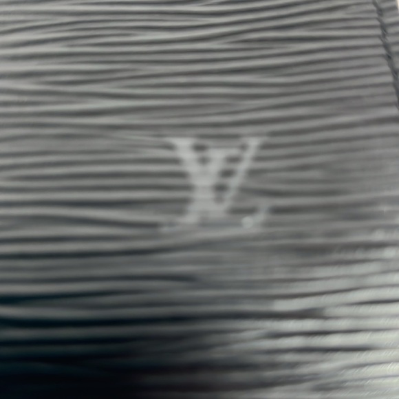 Louis Vuitton Epi leather pochette black. Very good condition - Picture 3 of 10